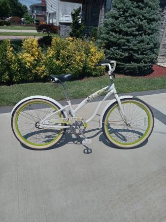Girls  bike  24  “  Dela  Cruz 1