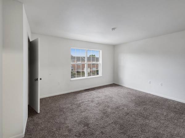 $1,162 / 4br - 1358ft2 - Pershing Pointe Townhomes, Income Restricted (Cheyenne)63671024797825120