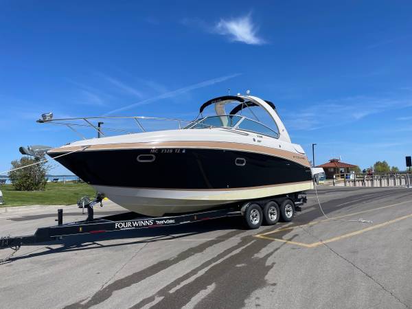 2009 Four Winns 288 Vista – Freshwater | 160 Hours | Heated Indoor Sto 1