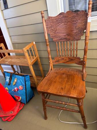 SPINDLE BACK OAK CHAIRS 5 available-priced each 1