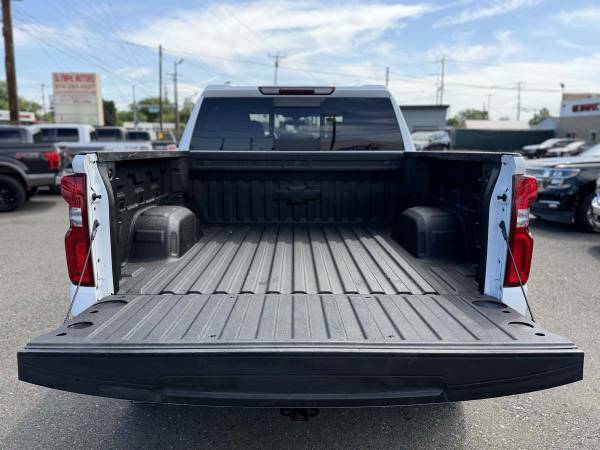 2019 Chevrolet Silverado 1500 LT - Photo 4
