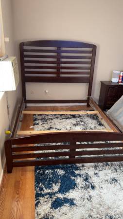 Wooden Bed Frame Queen Size for sale 1