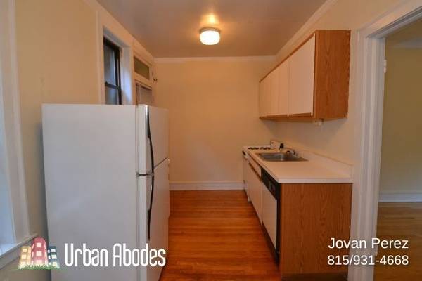 $1,650 / 1hab - 700ft2 - ¡$300 DE DESCUENTO EN EL PRIMER MES DE ALQUILER! Hermoso de 1 dormitorio, 1 baño en Lakeview (Lakeview)63844192249601122