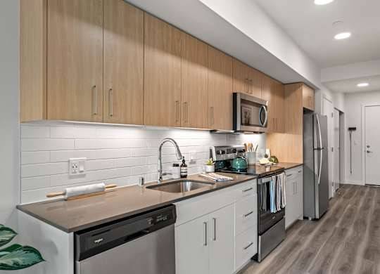 $2,355 / 1br - 543ft2 - 1 Bedroom w L shaped kitchen - 8 Weeks Free - Sunset Views (Northgate)63838110646531123