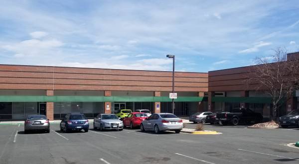 $10 / 2500ft2 - Windchime Shopping Center Retail and Executive Office Suites for Lease (401-493 Windchime Place)63687084100611121