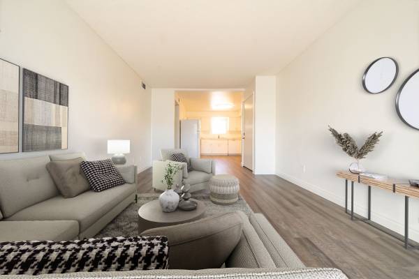 $2,650 / 2br - 780ft2 - Beautiful 2 Bedroom 1 Bath With Water, Trash and Sewer Included! (San Marcos)63701665939075124