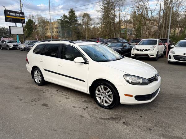 2011 Volkswagen Jetta SportWagen TDI Wagon - $7,500 (Premium Spec Seattle)63475919923971121