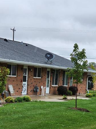 $825 / 1br - 1 Car Garage - Brownsville (Brownsville)63845964222209120