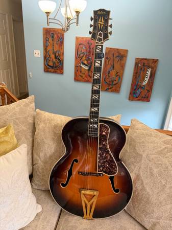 GIBSON 1939 SUPER 400 ACOUSTIC ARCHTOP GUITAR, SUNBURST- FANTASTIC! 1