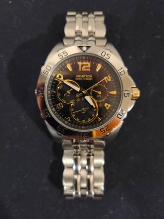 Mens Armitron Divers Watch 1