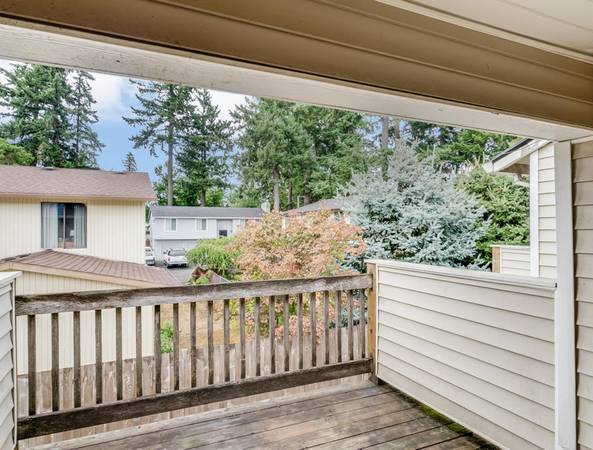 $1,550 / 2br - GET $1700 OFF NOW - Ceiling Fans, Balcony / Patio with Wood Flooring (Glenfair)63914853908483123