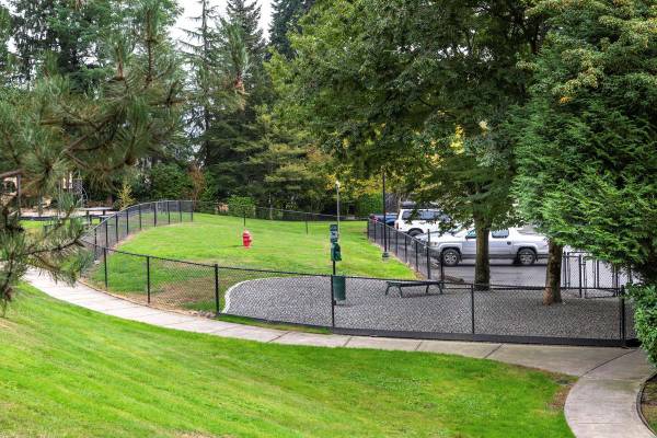 $2,499 / 2br - 810ft2 - Access to Trails, Energy-Efficient Appliances (Sammamish)63874306282881122