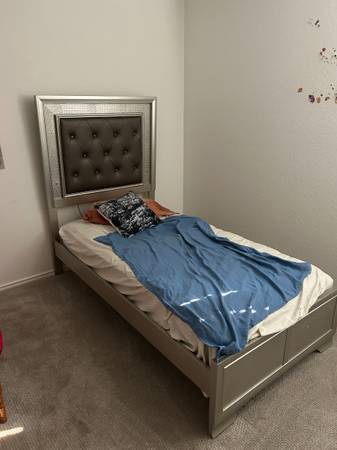 Single Bed 1