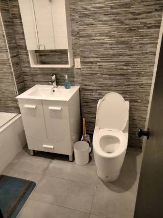 $900 1 Room Available In Our Bushwick Apartment (Brooklyn)63401700520321123