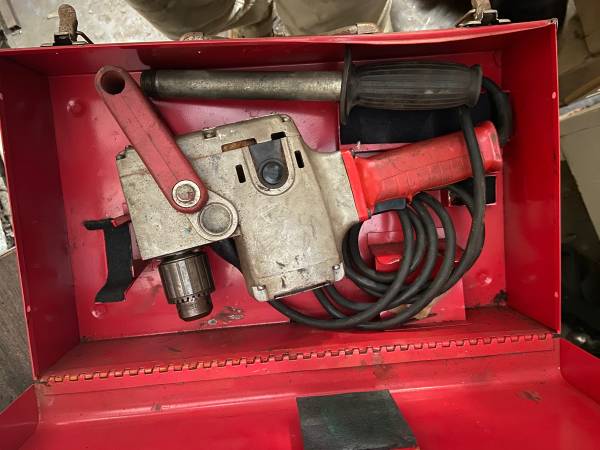 Milwaukee right angle drill 1