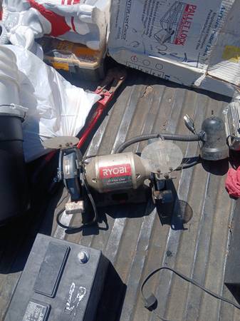 Bench grinder 1
