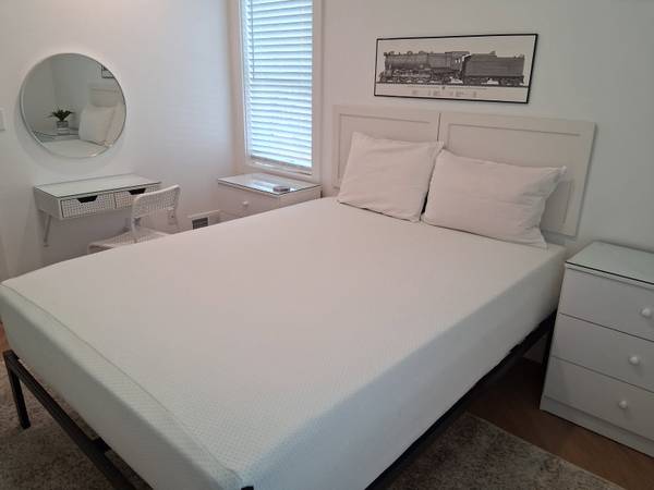 $1564.00 / 1br - 632ft2 - New FURNISHED Accessible 1 BR 1 Bath Ground Flr Apt Near Public Librar63977273057922124