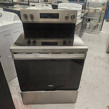 Brand New Whirlpool Electric Range 1