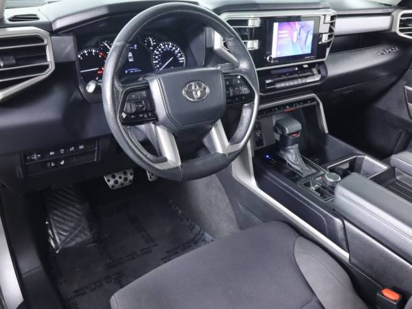 2022 Toyota TUNDRA 4WD SR5 - Photo 9