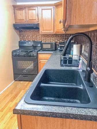 $225,000 Bellevue - Well-maintained duplex - (Bellevue)64013374555777124