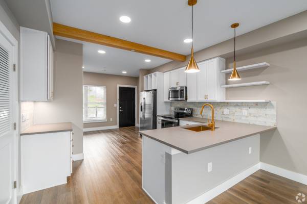 $2,299 / 2br - 950ft2 - 🔑 Ready to Move? Beachside Luxury Awaits – 2BR/2BA at Seaside Village (West Ocean City, MD)63839300362241121