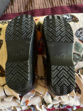 Dansko  Clogs 1