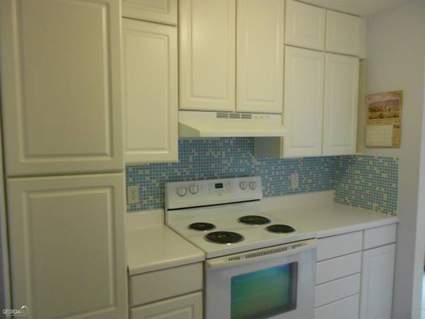 $590 / 600ft2 - Cozy Room for Rent (Marietta)63963990880002120
