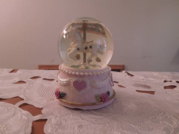Pink beaded mini snow globe carousel horse 1