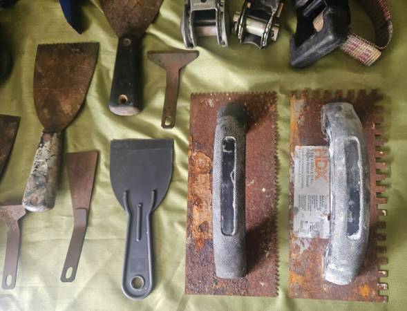 Miscellaneous Tool / Handyman Grab Bag Lot (3) 1