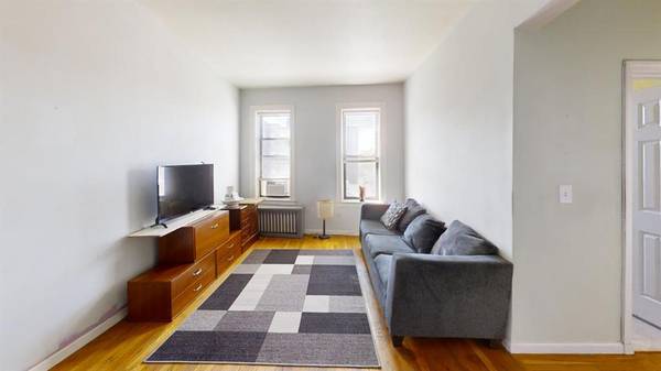 $139,900 / 1br - 650ft2 - 1 Bedroom Co-op for Sale in Mount Vernon! - 663 Locust Street #5G63827204911233122