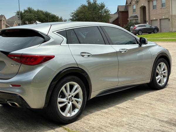 2017 Infiniti QX30 - $9,50063622281209857124