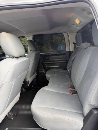 2015 RAM 3500 Tradesman 4x4 - Photo 14
