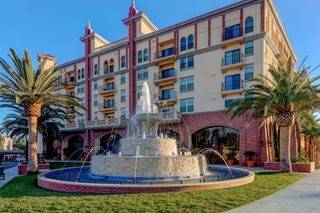 $2,999 / 2br - 941ft2 - Library, Massage and Sauna Rooms, 2 BD (Beaudry & Temple)63953070383107123