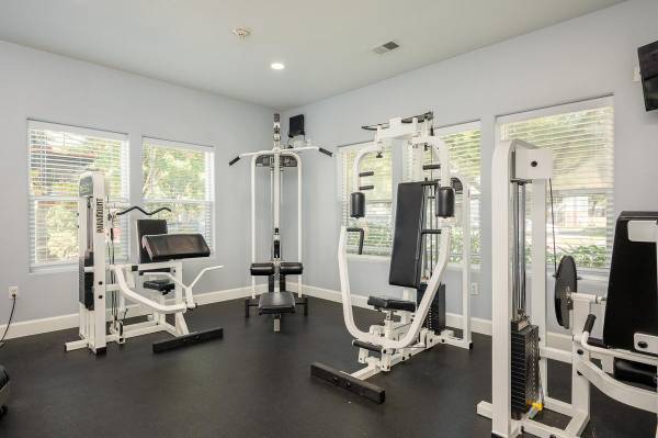 $1,544 / 3 habitaciones - 1172 pies² - Tranquilo barrio residencial, almacenamiento adicional, patio/balcón (Sherwood Tualatin North Neighborhood)63842024182275124