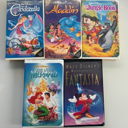 Five original Disney movies on VHS 1