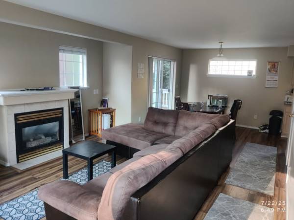 $1.350 / 3 habitaciones - Habitación principal en alquiler en casa de 3 dormitorios/2 baños (Bellingham)63509617994883122