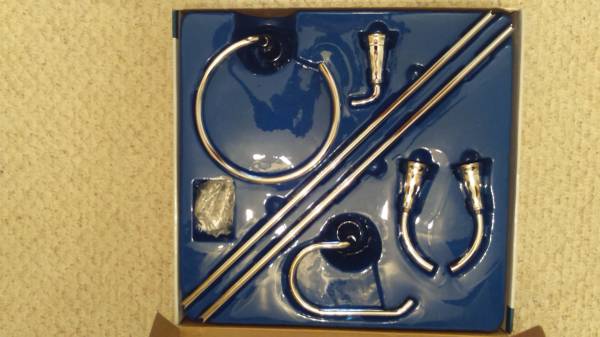 Bathroom accessory kit 1