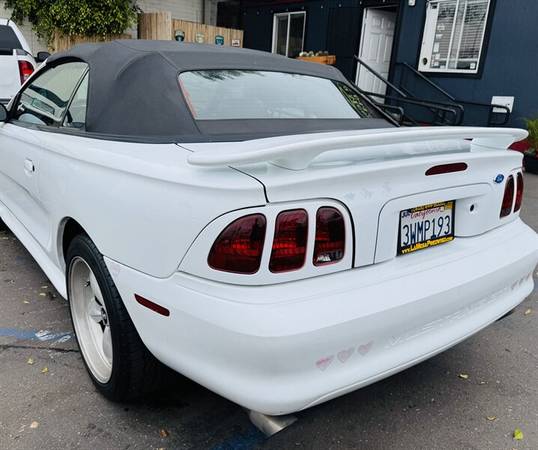 1997 Ford Mustang GT  92k - $8,99563624731913473122