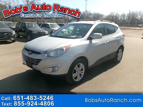 1 2013 Hyundai Tucson FWD 4dr Auto GLS 1