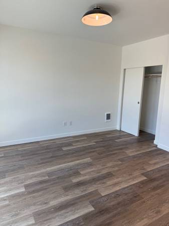 $1,295 / 319ft2 - Last 4th Floor Studio - Up To $1,200 OFF Move-In! (Lake City)63688549540865124