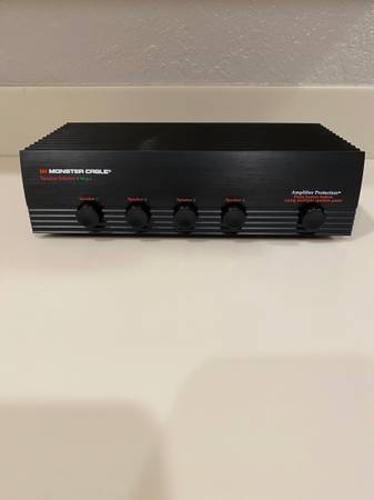 Monster Cable 4-way Speaker Selector Switch 1