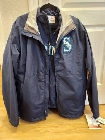 NWT Mariners jacket set - $175 (Wenatchee)63441596130947120