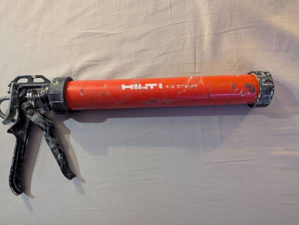 Hilti 600ml foil pack dispenser 1