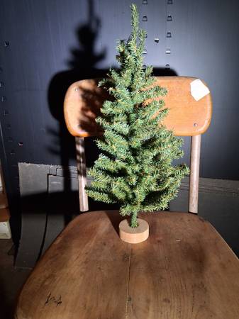 Christmas  tree table top 1