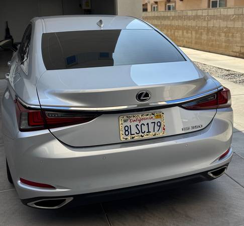 2019 Lexus ES350 Plata/Negro, 44K millas, Excelente Estado - $29,950 (San Gabriel)63623927184385122