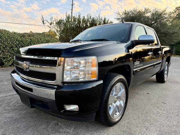 2010 Chevy Silverado LT Crew Cab 5.3, Low Miles, 1-Owner * Clean Title 1