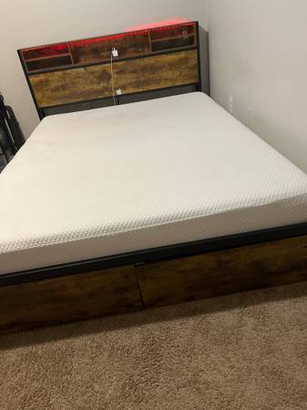 Bed room set - $305 (Jonesboro)63470457736579120