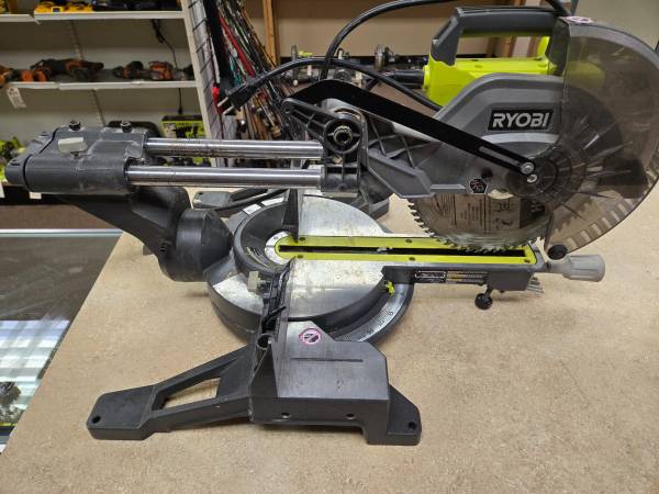 Ryobi TSS103 10" Sliding Compound Miter Saw 1