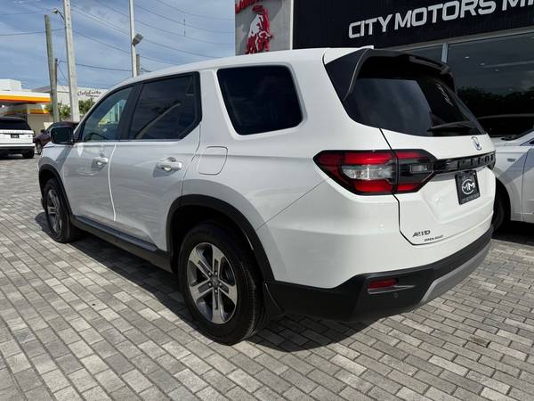 2025 Honda Pilot AWD SUV EXL - $27,999 (City Motor Miami LLC)63443253667587124
