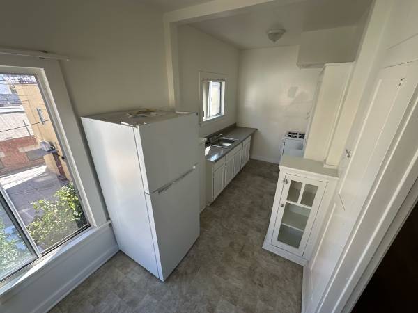 $1,575 / 1br - 660ft2 - Amplio departamento de 1 habitación y 1 baño en Koreatown (Los Ángeles)63655061950465122
